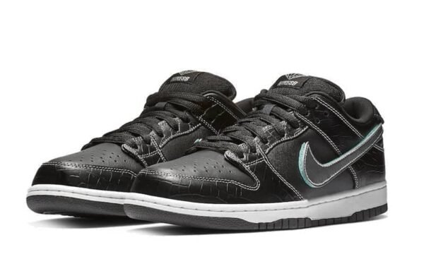 Nike Diamond Supply Co. x Dunk Low Pro SB ‘Black Diamond’