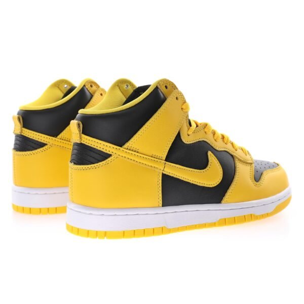 Dunk High Black Varsity Maize