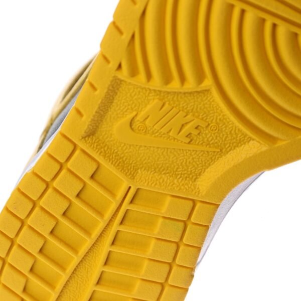 Dunk High Black Varsity Maize